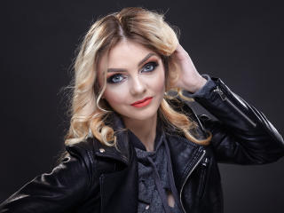 VivienneBlondy VivienneBlondy